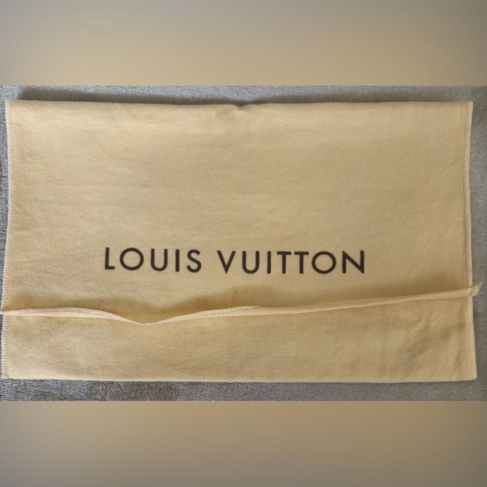 Authentic Louis Vuitton Soft Yellow Dust Bag, EUC!